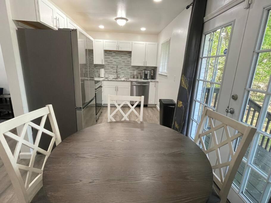 Four Bedroom Home Near Hartsfield Jackson Airport Riverdale Exterior photo